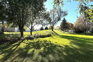 432 Sarazin St, Shakopee, MN 55379 - Photo 49