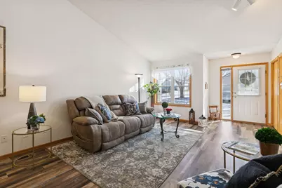 432 Sarazin Street, Shakopee, MN 55379 - Photo 11