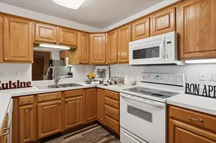 432 Sarazin St, Shakopee, MN 55379 - Photo 23