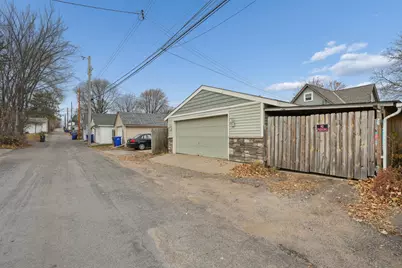 1052 Geranium Avenue E, Saint Paul, MN 55106 - Photo 31