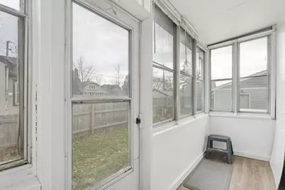 1052 Geranium Avenue E, Saint Paul, MN 55106 - Photo 25