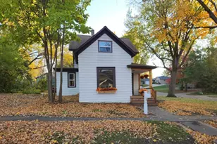 226 W Wyoming St, Redwood Falls, MN 56283 - Photo 5