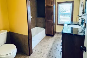 226 W Wyoming St, Redwood Falls, MN 56283 - Photo 27