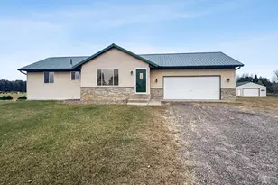 30121 103rd St, Princeton, MN 55371 - Photo 1