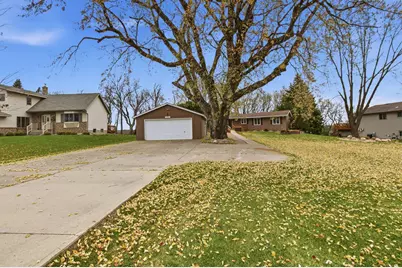 1720 48th Avenue NE, Willmar, MN 56201 - Photo 9