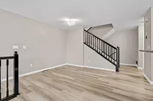 7590 Crimson Ln, Savage, MN 55378 - Photo 5