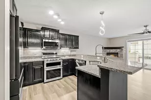 7590 Crimson Ln, Savage, MN 55378 - Photo 9