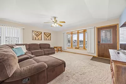 1289 Sunburst Way SE, Hutchinson, MN 55350 - Photo 3