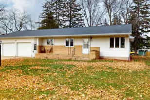 415 2nd St NW, New Richland, MN 56072 - Photo 1