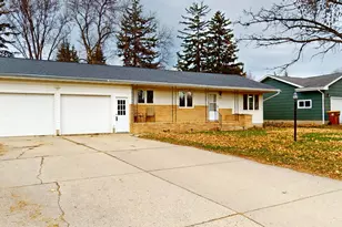 415 2nd St NW, New Richland, MN 56072 - Photo 35