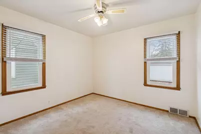 5157 Vincent Avenue N, Minneapolis, MN 55430 - Photo 11