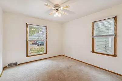 5157 Vincent Avenue N, Minneapolis, MN 55430 - Photo 9
