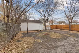 5157 Vincent Ave N, Minneapolis, MN 55430 - Photo 23