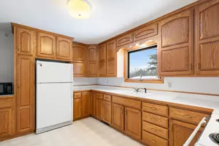 1426 Eden Ln, Faribault, MN 55021 - Photo 5