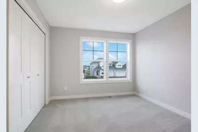 1539 Creekwood Dr, New Richmond, WI 54017 - Photo 9