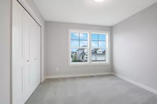 1539 Creekwood Dr, New Richmond, WI 54017 - Photo 9