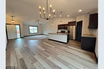 317 Falcon Run, Eagle Lake, MN 56024 - Photo 9