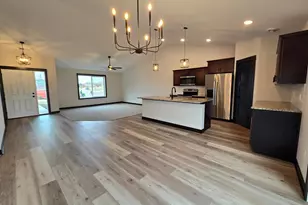 317 Falcon Run, Eagle Lake, MN 56024 - Photo 9