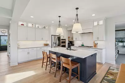 5290 Rolling Hills Parkway, Victoria, MN 55318 - Photo 7