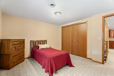 1260 Collegeway, Worthington, MN 56187 - Photo 33