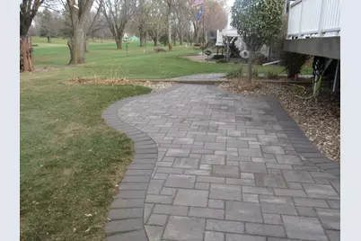 1260 Collegeway, Worthington, MN 56187 - Photo 3