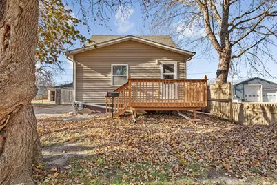 1126 S Newton Avenue, Albert Lea, MN 56007 - Photo 1