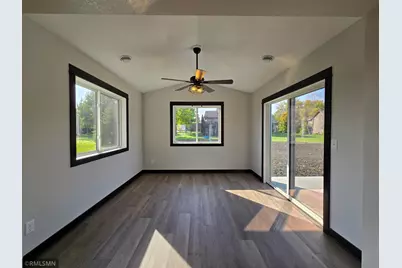 807 Pond View Drive, Arlington, MN 55307 - Photo 7