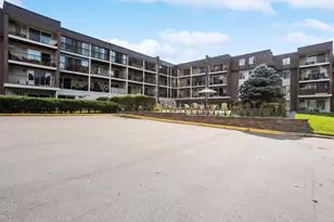 4820 Park Commons Dr, Saint Louis Park, MN 55416 - Photo 33