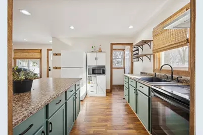 511 N Swift Avenue, Litchfield, MN 55355 - Photo 7