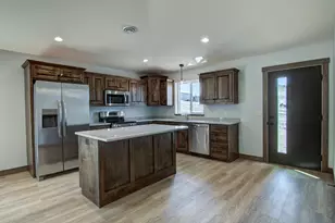 1805 11th Ave E, Menomonie, WI 54751 - Photo 31