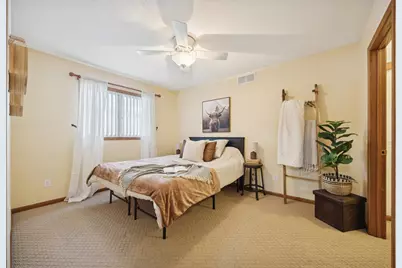 308 Waite Avenue S, Saint Cloud, MN 56301 - Photo 17