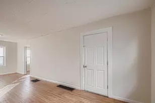 2922 Sheridan Ave N, Minneapolis, MN 55411 - Photo 9