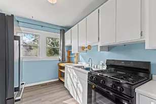 3750 Colfax Ave N, Minneapolis, MN 55412 - Photo 9