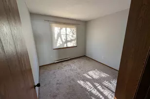 1585 Cohansey St, Saint Paul, MN 55117 - Photo 13