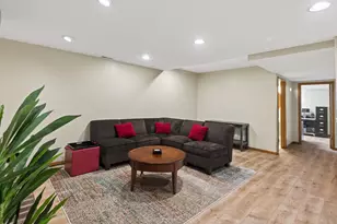 3435 Rosewood Ln N, Plymouth, MN 55441 - Photo 57