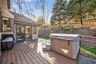 3435 Rosewood Ln N, Plymouth, MN 55441 - Photo 9