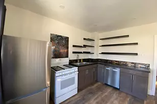 1026 S Newton Ave, Albert Lea, MN 56007 - Photo 5