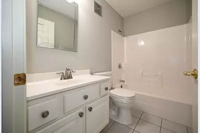 2010 11th Avenue SE #C, Rochester, MN 55904 - Photo 11