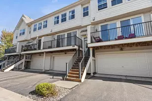 4665 Victor Path, Hugo, MN 55038 - Photo 3