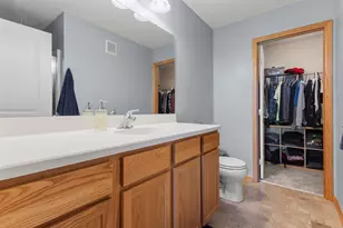 4665 Victor Path, Hugo, MN 55038 - Photo 23