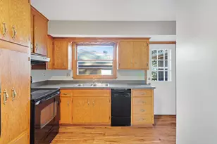 4418 65th Ave N, Brooklyn Center, MN 55429 - Photo 7