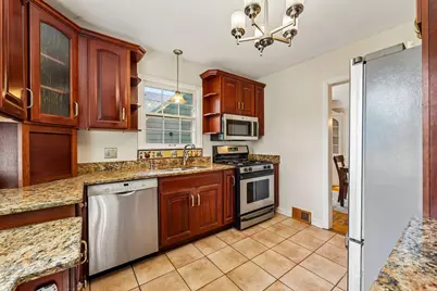 5529 Queen Avenue S, Minneapolis, MN 55410 - Photo 11