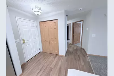 1321 Lake Drive W #203, Chanhassen, MN 55317 - Photo 7