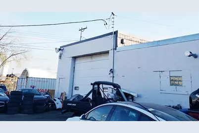 635 14th Avenue S, Hopkins, MN 55343 - Photo 1