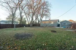 921 18th Ave N, Moorhead, MN 56560 - Photo 5