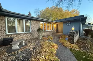 2231 Queens Dr, Woodbury, MN 55125 - Photo 47