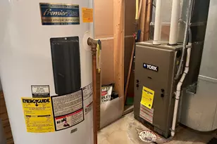 520 Harriett Dr, Marshall, MN 56258 - Photo 25