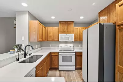 17700 71st Avenue N, Maple Grove, MN 55311 - Photo 3