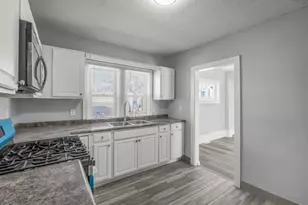 1912 15th Ave N, Minneapolis, MN 55411 - Photo 9