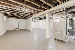 830 University Ave W, Saint Paul, MN 55104 - Photo 27